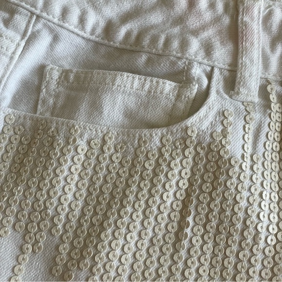 ✅HOST Pick✅ American Eagle Outfitters Cutoff Shorts, 6 - Picture 7 of 8